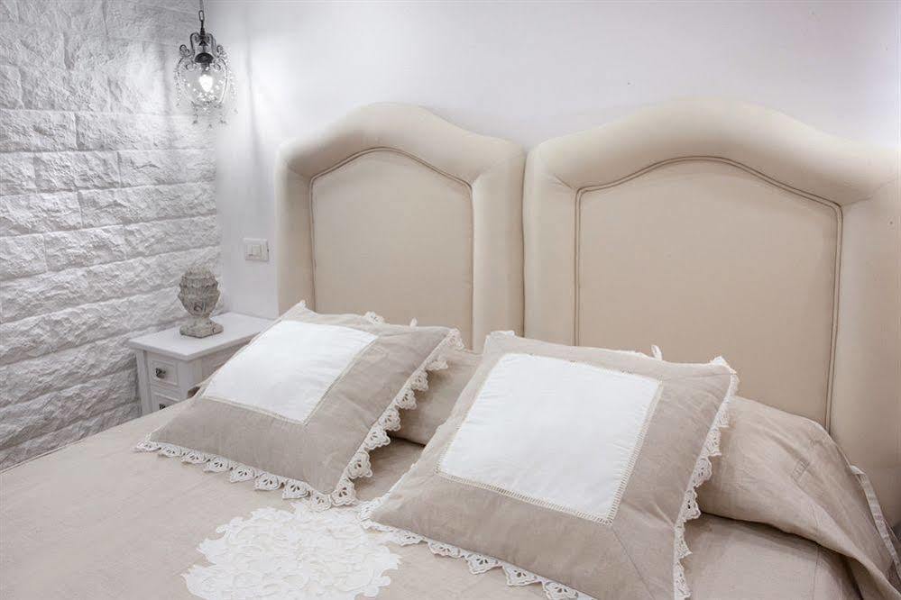 Bed and Breakfast Domus Rosa Nápoles Exterior foto